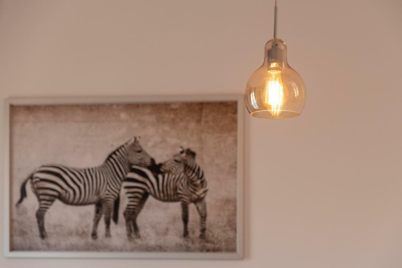 Central Apartment Bükreş Dış mekan fotoğraf