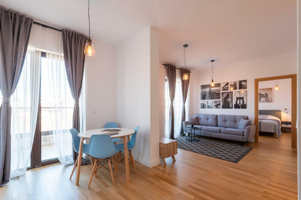 Central Apartment Bükreş Dış mekan fotoğraf