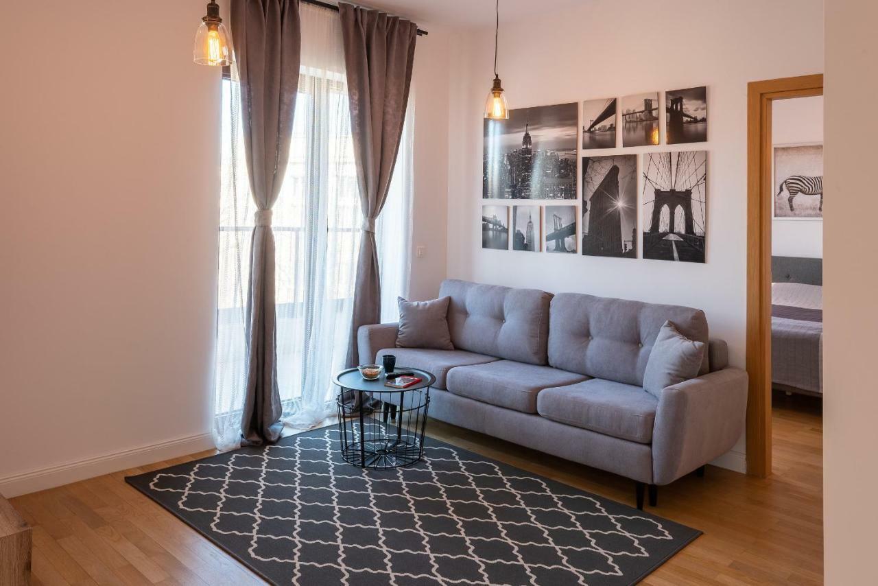 Central Apartment Bükreş Dış mekan fotoğraf