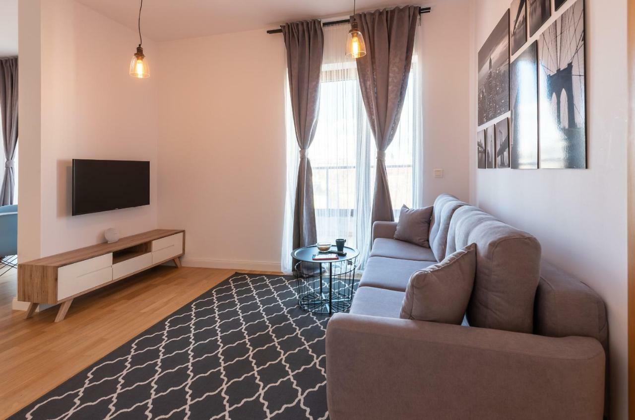 Central Apartment Bükreş Dış mekan fotoğraf